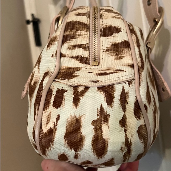 ABSOLUTELY GORGEOUS VINTAGE CHRISTIAN DIOR LEOPARD BAG💗💗💗 - Picture 6 of 17